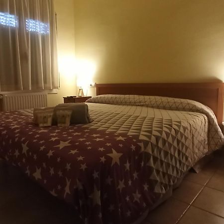 Villa Pagés à Sant Climent Sescebes Extérieur photo